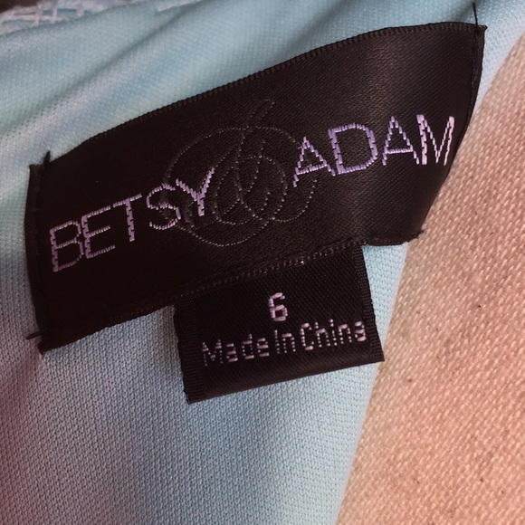 Beautiful spring dress. - Picture 4 of 5